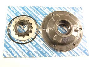 Indmar BRACKET PUMP B  PUMP HALF