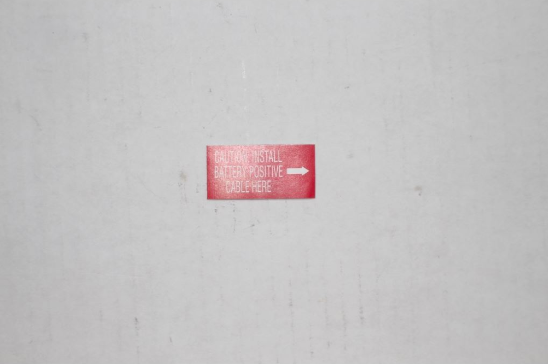 Indmar DECAL BATTERY POS CABLE